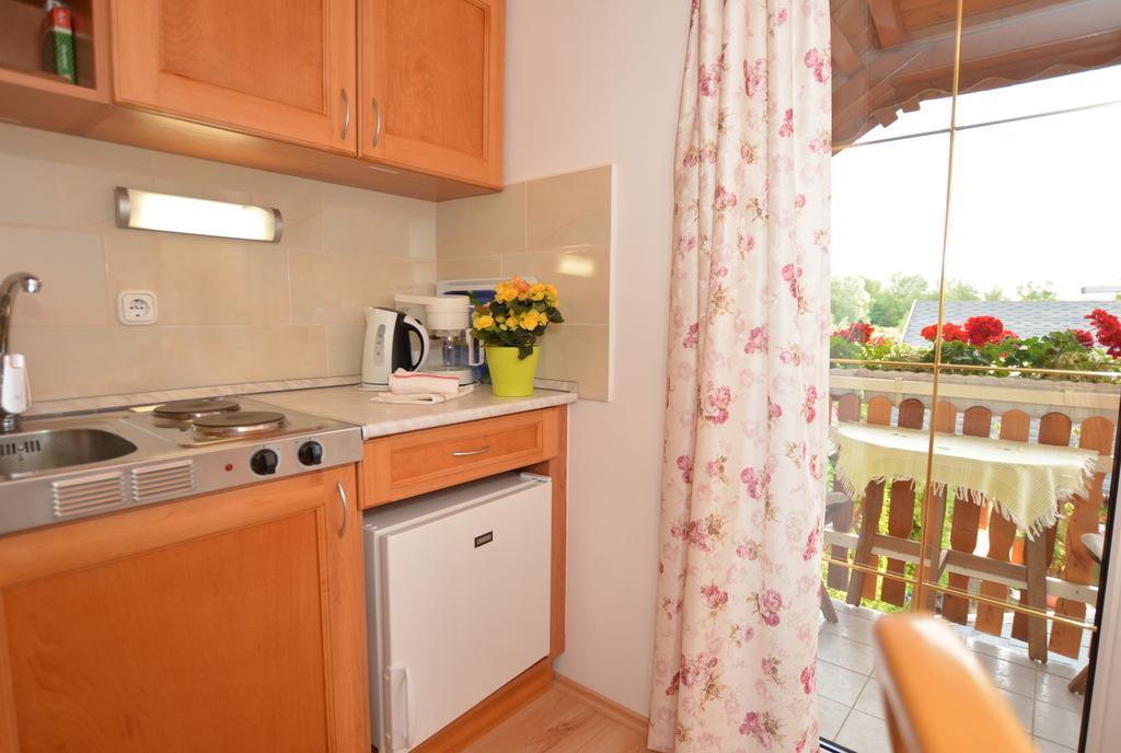 Hévíz Viragoskert Apartman חדר תמונה