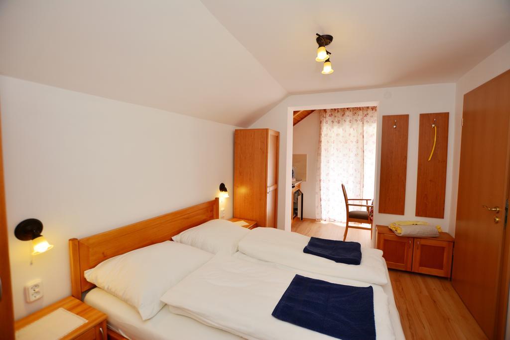 Hévíz Viragoskert Apartman חדר תמונה