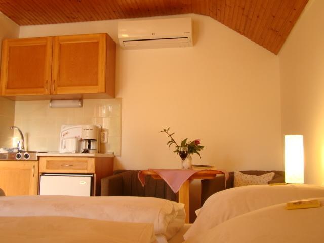 Hévíz Viragoskert Apartman חדר תמונה