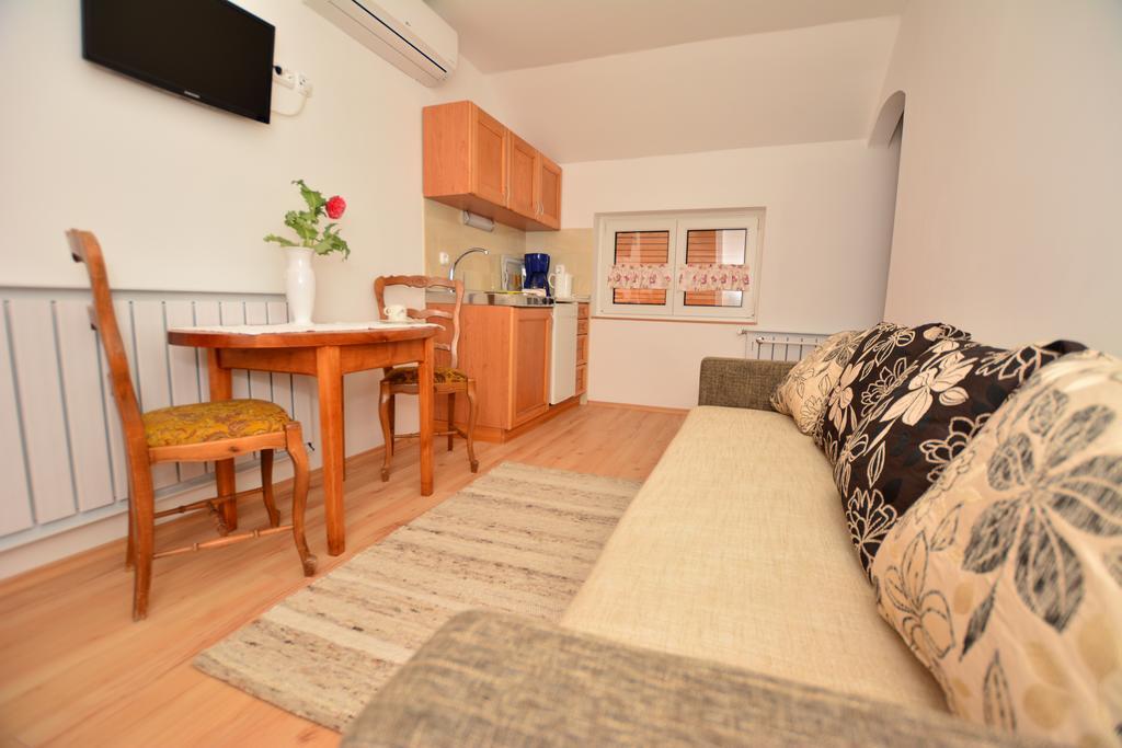 Hévíz Viragoskert Apartman חדר תמונה