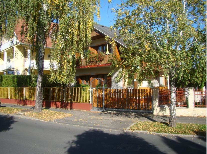 Hévíz Viragoskert Apartman מראה חיצוני תמונה